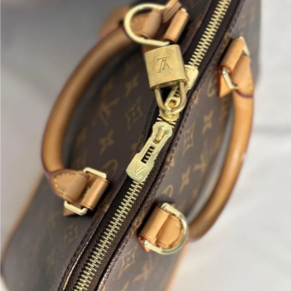 Louis Vuitton Monogram Alma PM - Picture 10 of 11